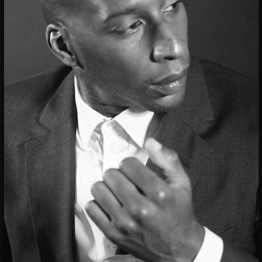 Profesor Dewayne Evans